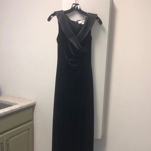 Black velvet with satin collar evening gown